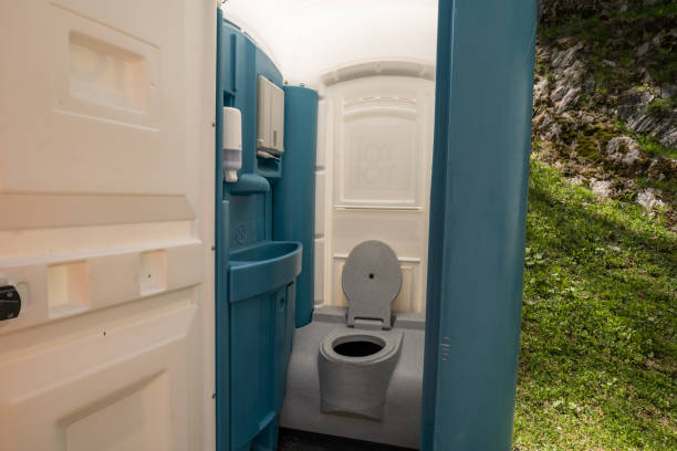 Affordable portable toilet rental in Lebanon, OR